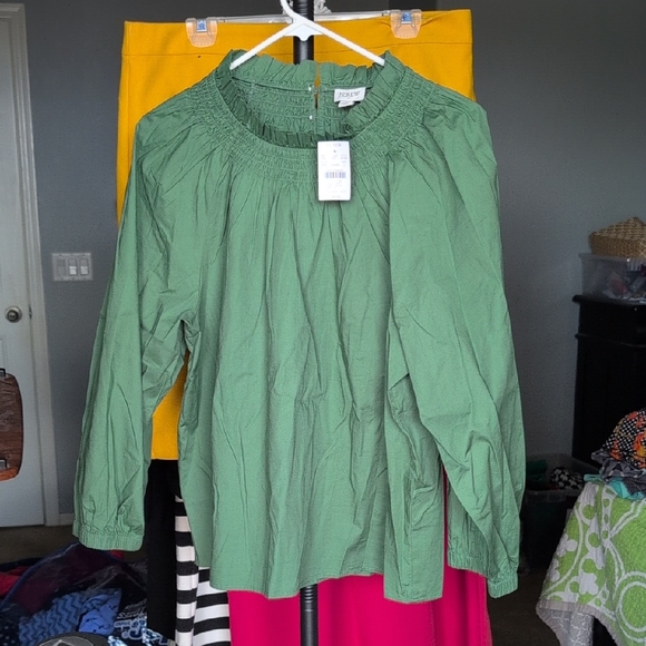 J. Crew Sage Green Women's Blouse - Picture 1 of 4